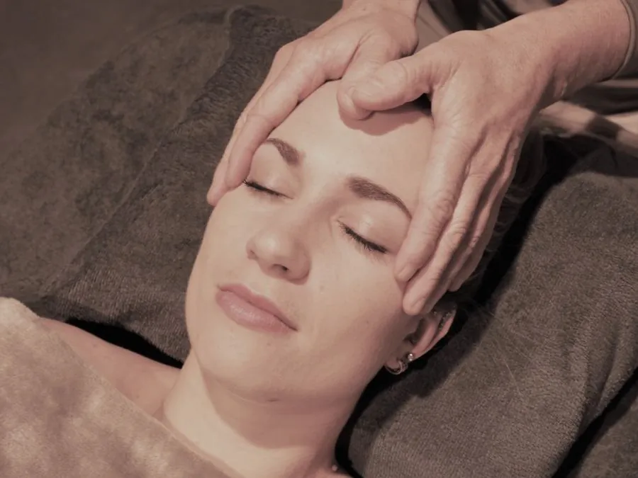 Hoofd- en gezichtsmassage